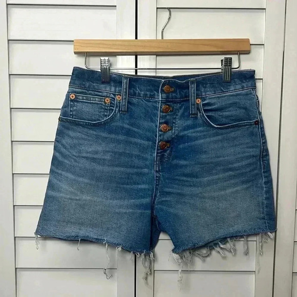 Madewell High Rise Denim Boyshorts Button Through Edition G1064 Size 26 - Picture 2 of 12